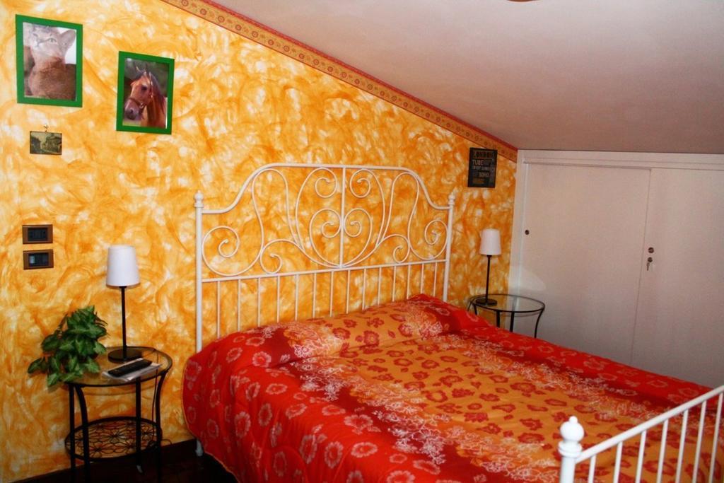 La Casa Della Musica Bed and Breakfast Ciampino Habitación foto